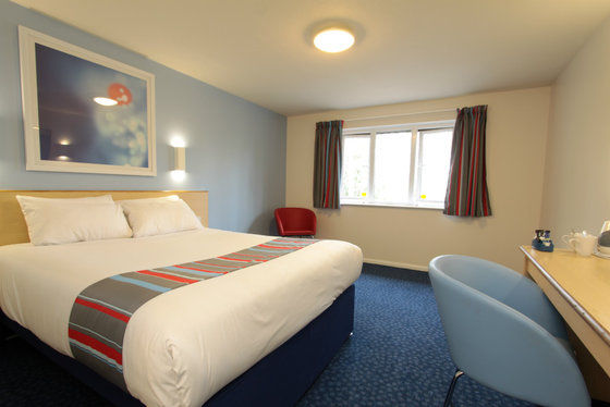 Travelodge ドロイトウィッチ 部屋 写真